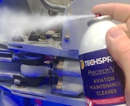 사례 연구: 항공 MRO[항공기 유지, 보수, 점검(분해조립)]를 위한 NESHAP(대기오염물질배출기준)을 따르는 그리스 제거제 & 접점 클리너의 그림