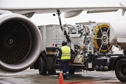 항공사는 철저한 지상 지원 장비 (GSE) 관리를 통해 운영 효율을 얻습니다의 그림